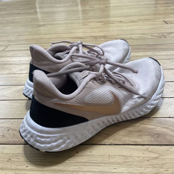 Nike Revolution Running Sneakers Pink Womens 10 Barely Rose Athletic Gym Workout - Picture 4 of 16